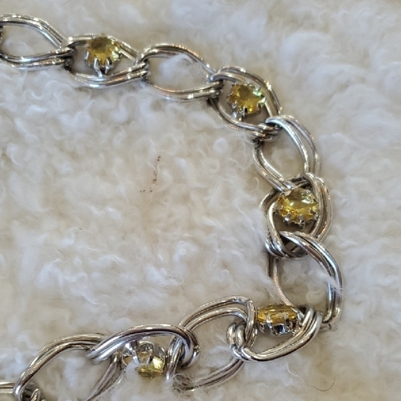 Elegant Silver and Gold Chain Necklace - Picture 5 of 6